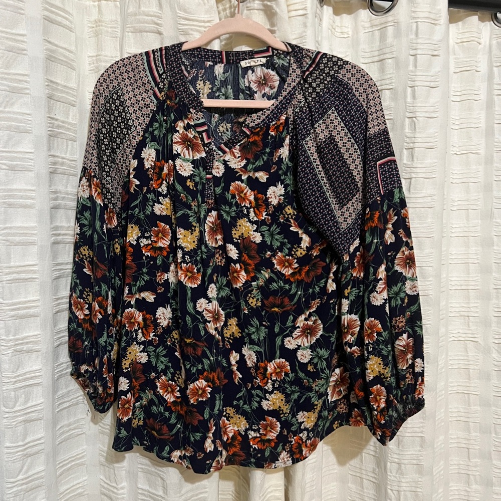 Women’s Floral Shirt